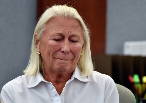 Long time girlfriend of murder victim Michale Boldon, Beth Hultgren holds back her tears as she speaks during Ammar Harris‘s penalty hearing at the Regional Justice Center on Monday, Nov. 2, ...