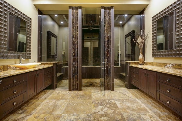 A secondary bathroom in the home. COURTESY