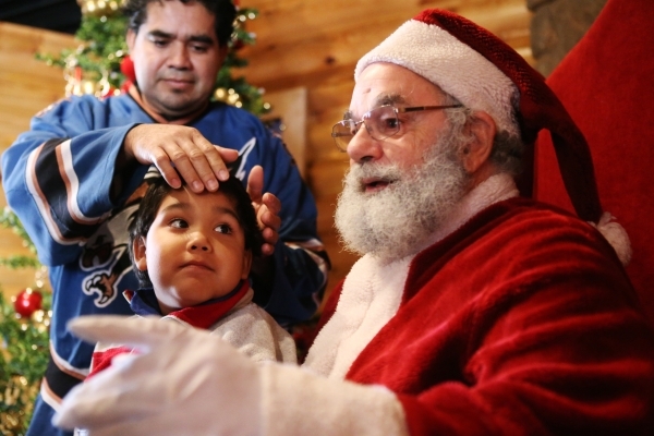 No No Policeman! Don't Take Santa Claus Away! Educational Videos for Kids