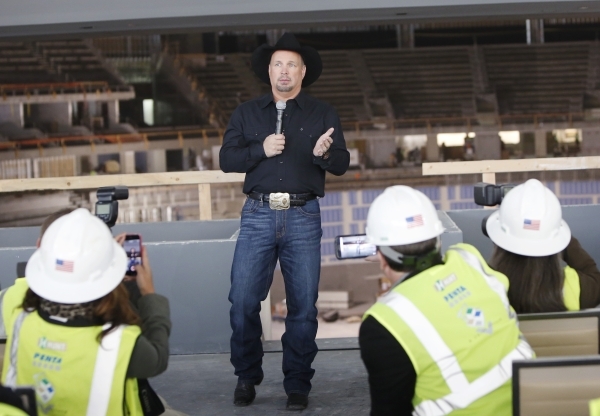 Artist Garth Brooks discusses his plans for 2016 Las Vegas Arena Shows during a press conference at the new Las Vegas MGM-AEG Arena on Thursday, Dec. 3, 2015. Bizuayehu Tesfaye/Las Vegas Review-Jo ...