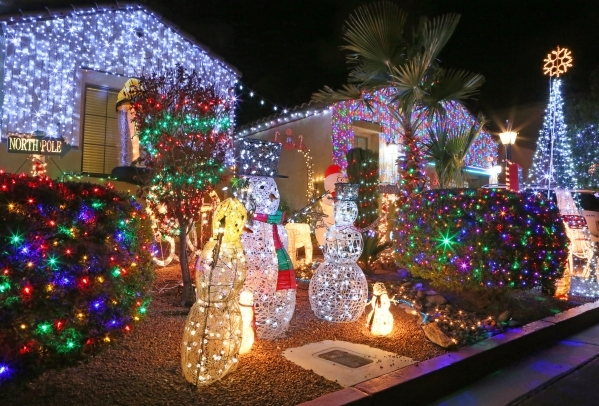 Here’s a list of must-dos during the Las Vegas Christmas season | Las ...