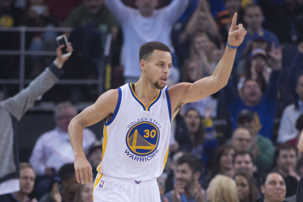 Warriors' Stephen Curry leads NBA in jersey sales