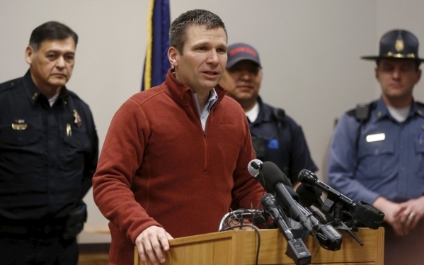 FBI Special Agent in Charge Greg Bretzing speaks to the media during a news conference in Burns, Ore., on Thursday, Feb. 11, 2016. Jim Urquhart/Reuters