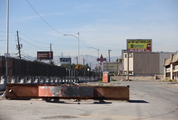 A blank sign bearing a fleur-de-lis marks the site of the Moulin Rouge, the first desegregated casino in Las Vegas on Friday, Feb. 12, 2016. Brett Le Blanc/Las Vegas Review-Journal Follow @bleblan ...