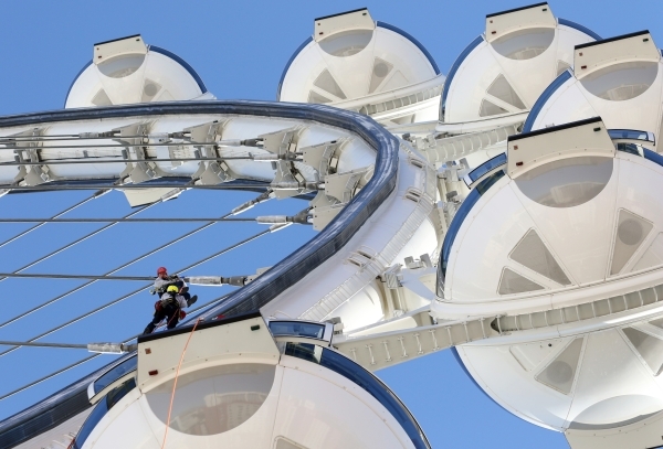 Training Exercise On High Roller Prepares Firefighters For Emergencies Video Las Vegas Review Journal Training Exercise On High Roller Prepares Firefighters For Emergencies Video Las Vegas Review Journal