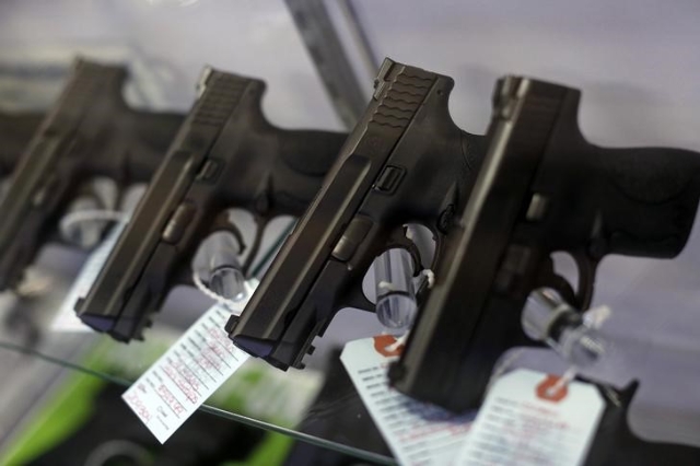 Guns for sale. (Jim Young/Reuters)