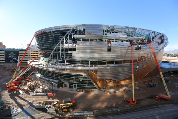 Construction workers continue building the exterior of the T-Mobile Arena on the Strip in Las Vegas on Wednesday, Jan. 6, 2016. (Brett Le Blanc/Las Vegas Review-Journal)