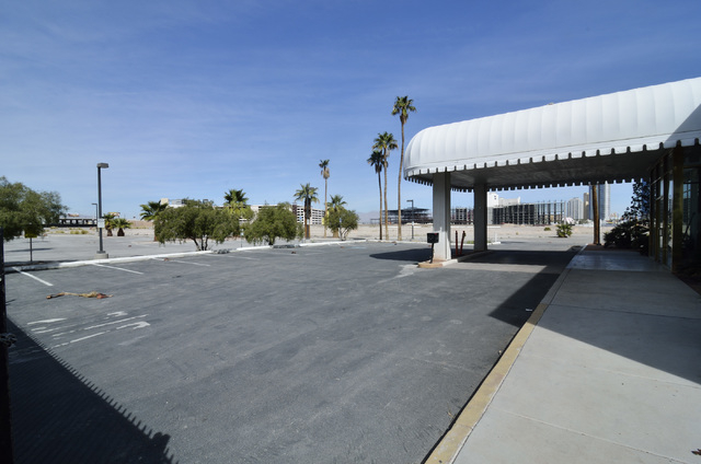 The site of the Alon hotel-casino project is shown on the northwest corner of South Las Vegas Boulevard and Fashion Show Drive on Wednesday, March 2, 2016. Bill Hughes/Las Vegas Review-Journal