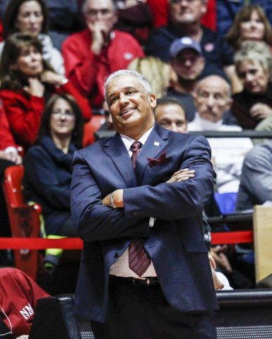 New Mexico State coach Marvin Menzies reacts to a call during the second half of an NCAA college basketball game against New Mexico on Wednesday, Dec. 16, 2015, in Albuquerque, N.M. (AP Photo/Juan ...