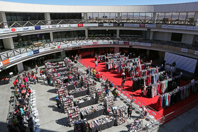  Prom  event gives hundreds of high schoolers free gowns  