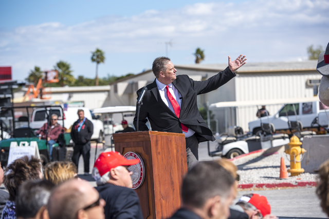 Mike Newcomb, executive director of the Thomas & Mack Center, speaks at the topping-off ceremony at UNLV in Las Vegas on Tuesday, March 22, 2016. Joshua Dahl/Las Vegas Review-Journal