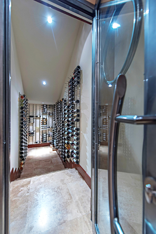 The wine room. (Courtesy Simply Vegas)