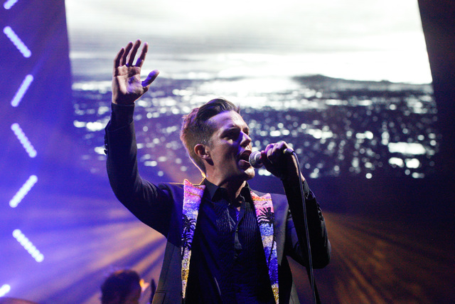 The Killers Open Las Vegas' New T-Mobile Arena – The Hollywood