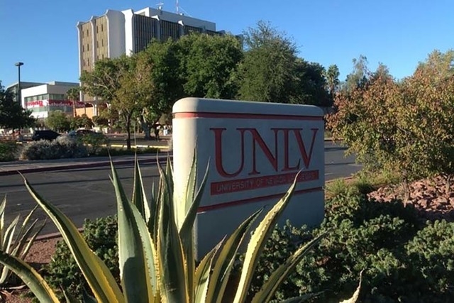 The Maryland Parkway entrance to UNLV is shown in this August, 2013, file photo. (Las Vegas Review-Journal)