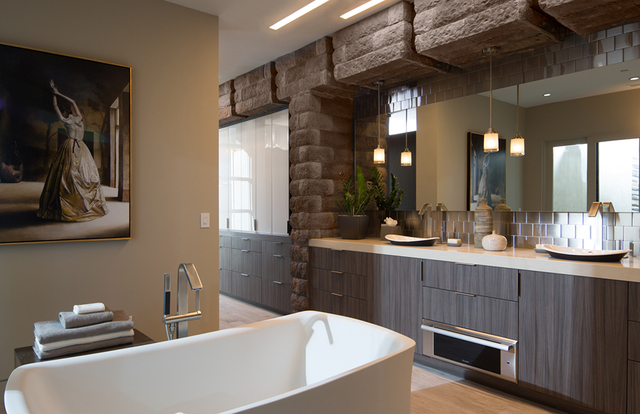 The master bath of the 2016 New American Home. (COURTESY OF JEFF DAVIS PHOTOGRAPHY)