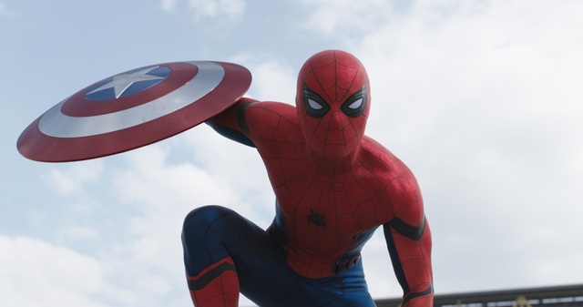 The Amazing Spider-Man cast swings into Hollywood - CBS News