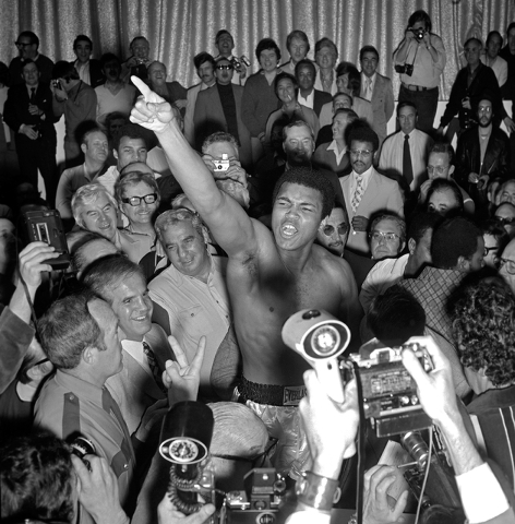 Muhammad Ali was a perfect fit for Las Vegas — as a fighter and showman —  PHOTOS | Boxing | Sports