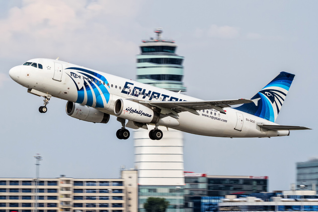 An EgyptAir Airbus A320 with the registration SU-GCC taking off from Vienna International Airport, Austria, Aug. 21, 2015. (Thomas Ranner/AP)