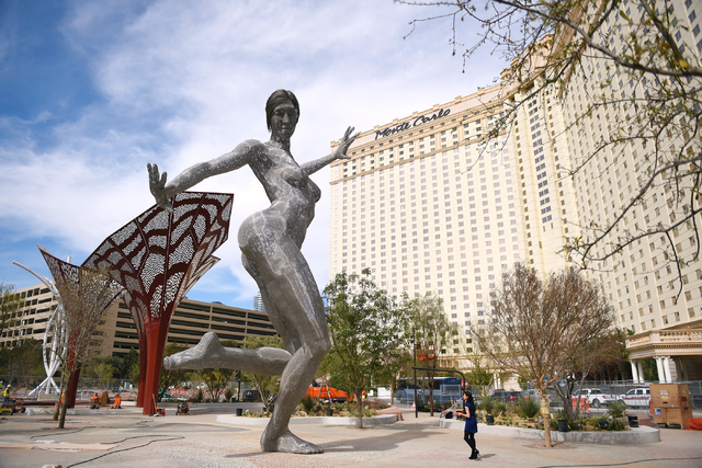 Mandalay Bay Unveils $100 Million Makeover In Vegas Remodel