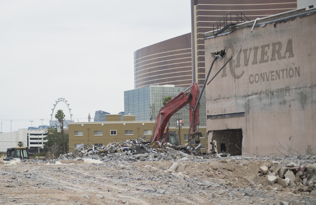 abandoned riviera hotel las vegas