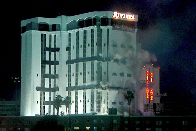Implosion photos, video of last Riviera hotel in Las Vegas – Press  Enterprise