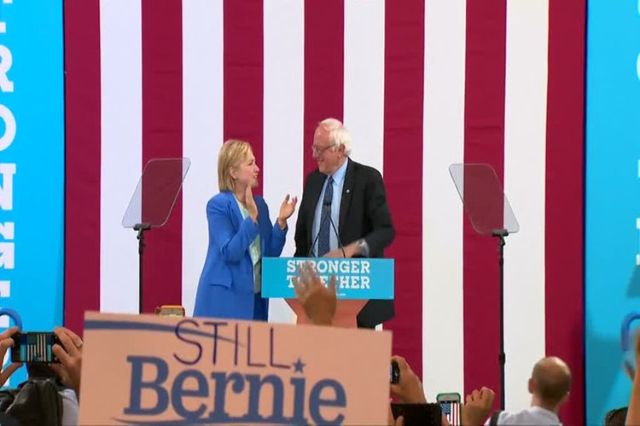 Sanders calls for unity as he endorses Clinton at New Hampshire rally ...