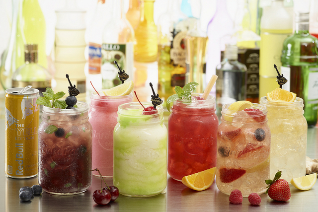 Mason jar cocktails (courtesy Hard Rock Cafe)