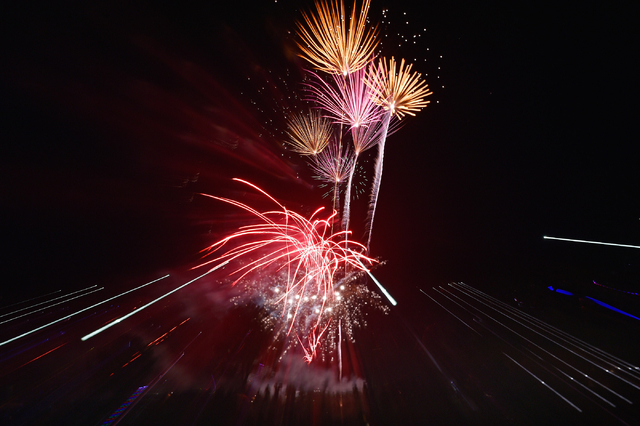 People watch the annual fireworks show during the Fourth of July celebration at Mission Hills Park Monday, July 4, 2016, in Henderson. David Becker/Las Vegas Review-Journal Follow @davidjaybecker
