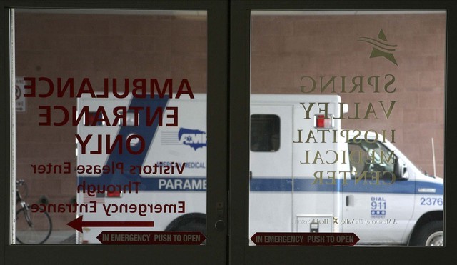Spring Valley Hospital in this Thursday December 21, 2006, file photo. (Marlene Karas/Las Vegas Review-Journal)