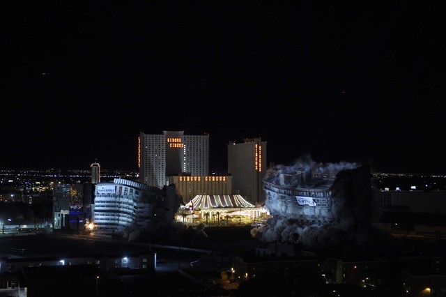 The Riviera - A Look Back At The First High-Rise Hotel & Casino On The Vegas  Strip