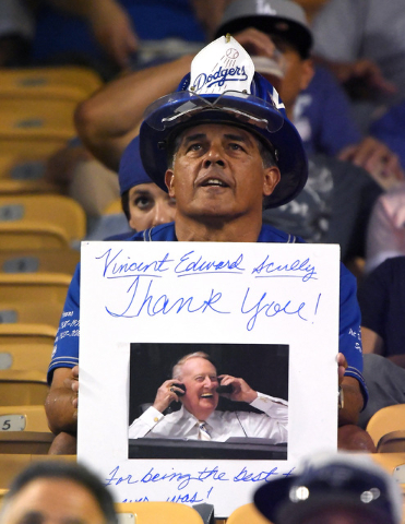 Vin Scully's 'Perfect' Final Signoff Goes Viral Following His Death