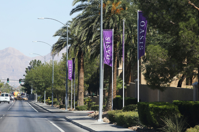 Oasis Gateway Apartments, recently bought by TruAmerica Multifamily, is seen in Las Vegas on Thursday, Sept. 15, 2016. Brett Le Blanc/Las Vegas Review-Journal Follow @bleblancphoto