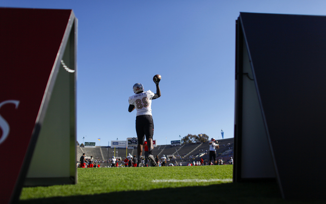 UNLV Rebels tight end Phillip Haynes (89) throws the ball while warming up ahead of a football game against UCLA at the Rose Bowl in Pasadena, Calif. on Saturday, Sept. 10, 2016. Chase Stevens/Las ...