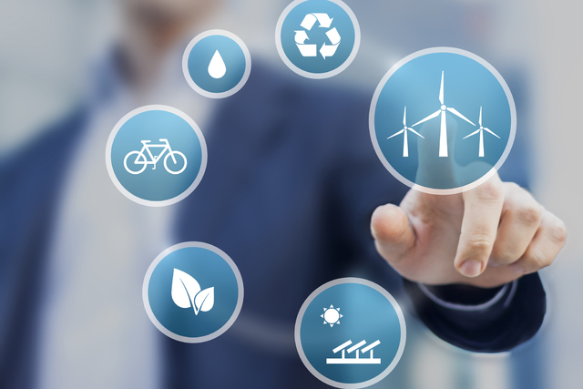 Presentation about renewable, clean energy for a sustainable development. (Thinkstock)