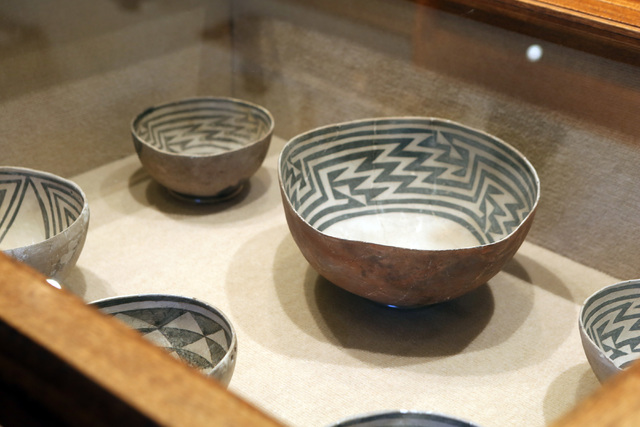 Anaxazi pots are shown at the Lost City Museum Thursday, Oct. 17 2013, in Overton, Nev. The museum, located at 721 S. Moapa Valley Blvd., contains artifacts found in Southern Nevada that give insi ...