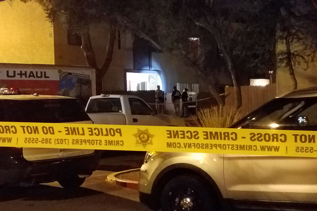 Las Vegas police are investigating a homicide that took place early Thursday morning at the Virginia Apartments in the southeast Las Vegas Valley.  (Mike Shoro/Las Vegas Review-Journal)