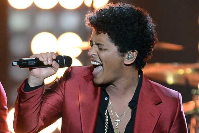 Recording artist Bruno Mars performs during the 2013 Billboard Music Awards at the MGM Grand Garden Arena on May 19, 2013 in Las Vegas, Nevada.  (Photo by Ethan Miller/Getty Images)