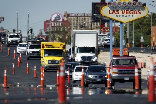 Motorists maneuver through traffic cones in a construction zone on Boulder Highway near the divide between the cities of Las Vegas and Henderson. (John Locher/Las Vegas Review-Journal file)