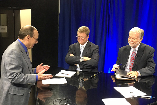 Nevada Newsmakers host Sam Shad chats with GOP Rep. Mark Amodei and Democratic CD2 candidate Chip Evans prior to a taped debate in Reno on Wednesday, Oct. 5, 2016. Sean Whaley/Las Vegas Review-Journal