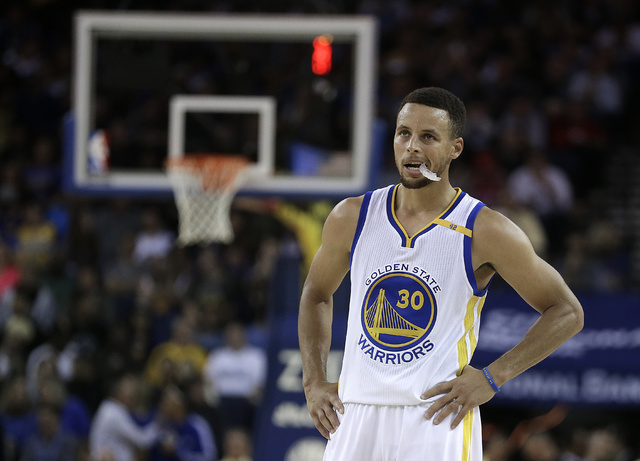 Download Stephen Curry Hits Another Amazing Three-Pointer
