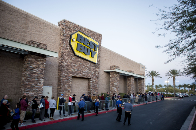 Shoppers line up to nab Black Friday specials in Las Vegas Valley | Las Vegas Review-Journal