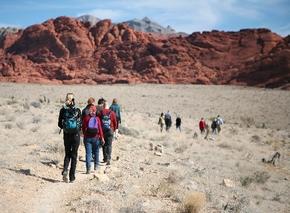 Hikers walk along the Moenkopi Trail in the Red Rock Canyon National Conservation Area. (Las Vegas Review-Journal file)