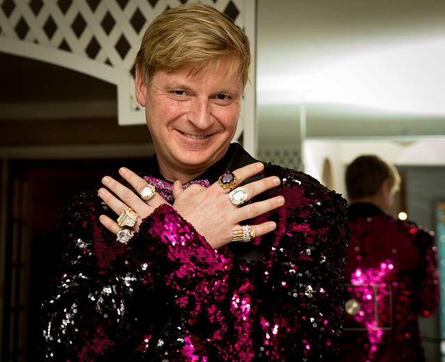 Pianist Bryant Olender from Vancouver came decked out in his Liberace-style garb. (Tonya Harvey/Real Estate Millions)