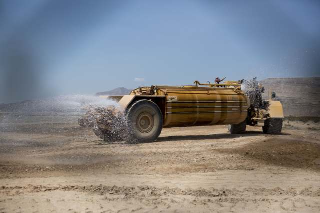 Grading continues at Faraday Future construction site at Apex Thursday, Aug. 25, 2016, in North Las Vegas. Elizabeth Page Brumley/Las Vegas Review-Journal Follow @ELIPAGEPHOTO