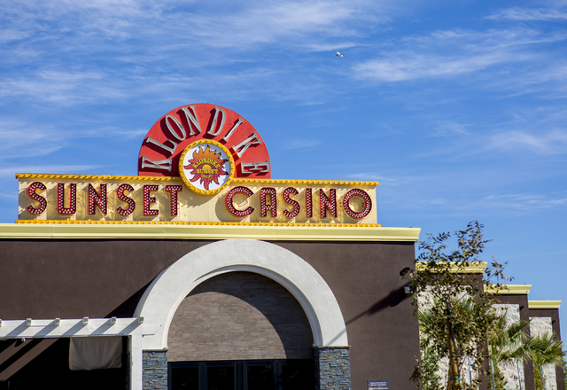 A view of the front entry of Klondike Sunset Casino, 444 W. Sunset Road, Henderson, Tuesday, Nov. 15, 2016. (Elizabeth Page Brumley/Las Vegas Review-Journal Follow @EliPagePhoto)