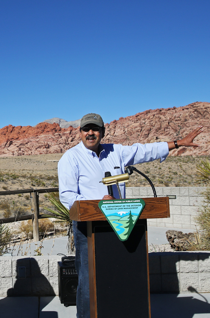 Juan Palma, Nature Conservancy director for Nevada, speaks during an event to honor the Nature Conservancy, Bureau of Land Management and Summerlin developers at Red Rock Canyon National Conservat ...