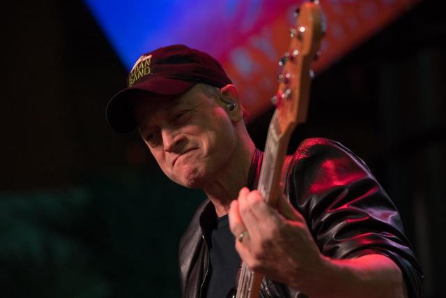 Salute to the Troops featured Gary Sinise & The Lt. Dan Band and celebrity chef Robert Irvine at Fremont Street Experience on Saturday, Nov. 12, 2016, in Downtown Las Vegas. (Tom Donoghue)