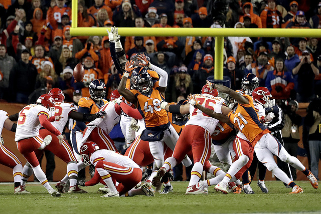 Here's how to watch tonight's Broncos-Chiefs 'SNF' game in Las Vegas