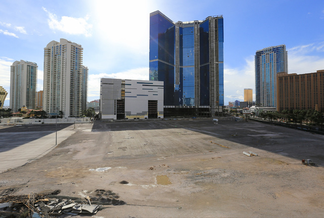 The unfinished Fontainebleau hotel-casino on the Strip in Las Vegas on Friday, Dec. 23, 2016. Brett Le Blanc/Las Vegas Review-Journal Follow @bleblancphoto