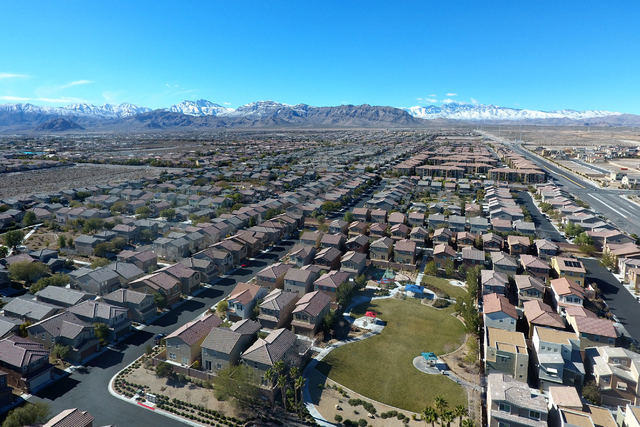 Aerial view of the Brookhaven housing development in northwest Las Vegas near Grand Teton Drive and Tee Pee Lane on Wednesday, January 26, 2017. (Michael Quine/Las Vegas Review-Journal) @Vegas88s